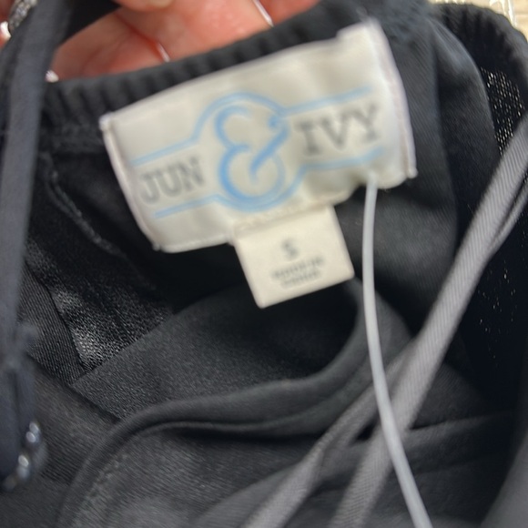 FRANCESCA’S Jacklyn Ladder Trim Mini Dress NWT - Picture 4 of 7